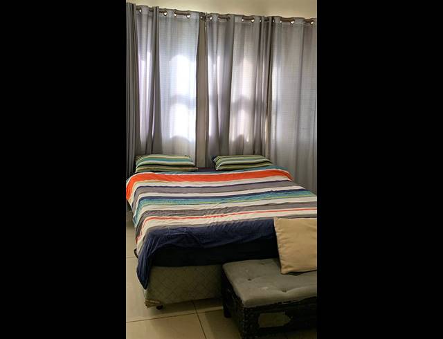 1.5 BEDROOM APARTMENT FOR SALE IN ESPLANADE